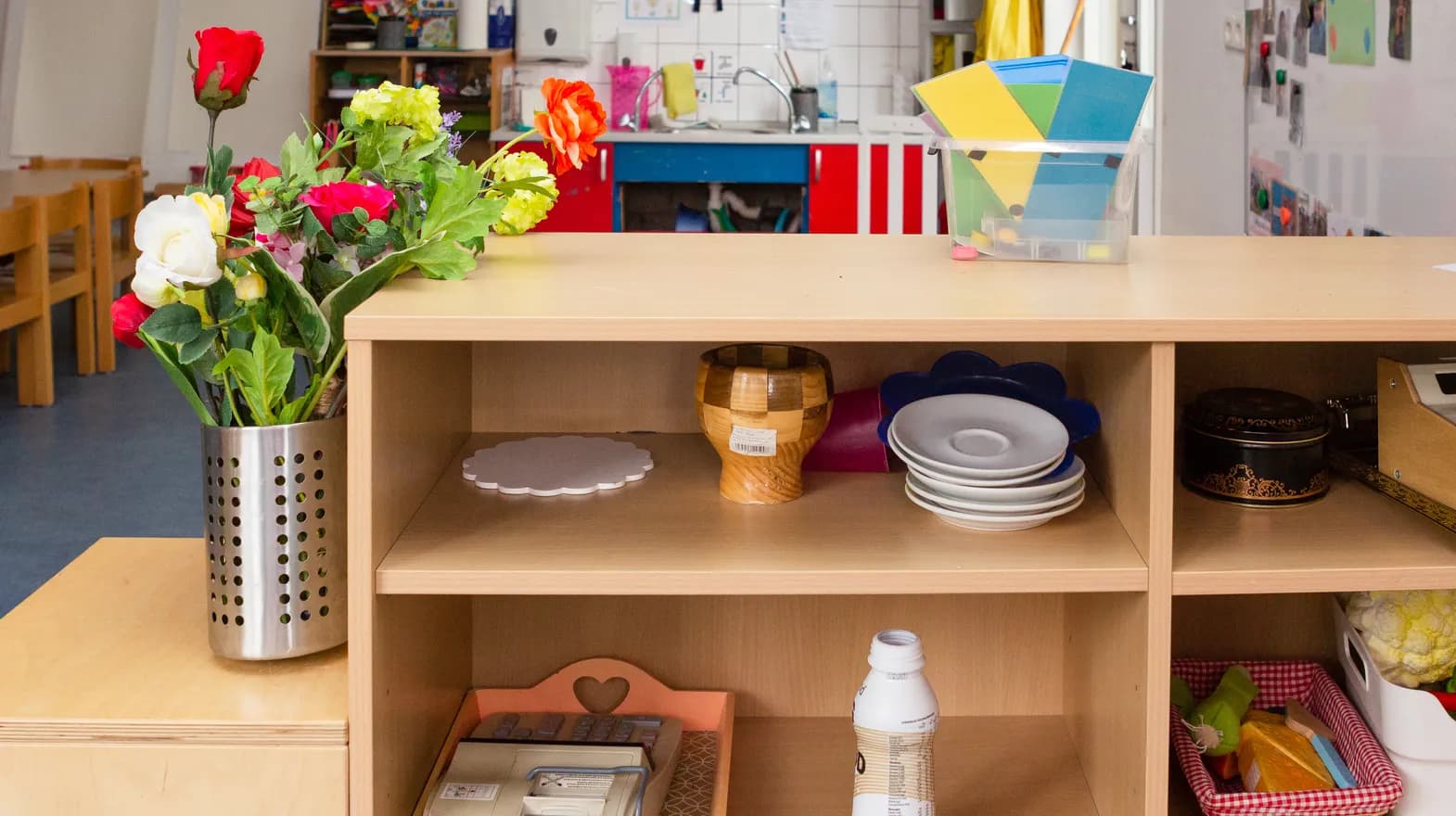 gezellige doorkijk bij groepsruimte Peuteropvang De Pijlstaart Utrecht van kinderopvang Kind&co ludens