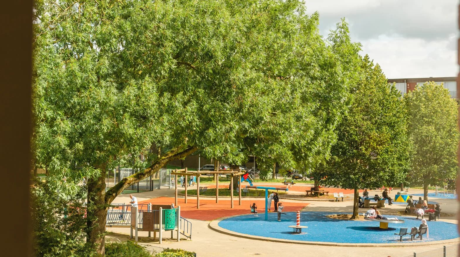 Buitenruimte bij BSO Utrecht De Margriet van kinderopvang Kind&co ludens