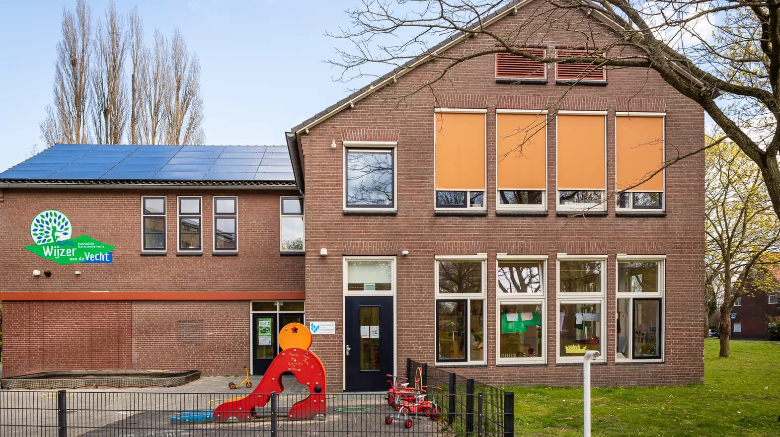 Het pand van peuteropvang De Kleine Wijzer, kinderopvang Kind&co ludens