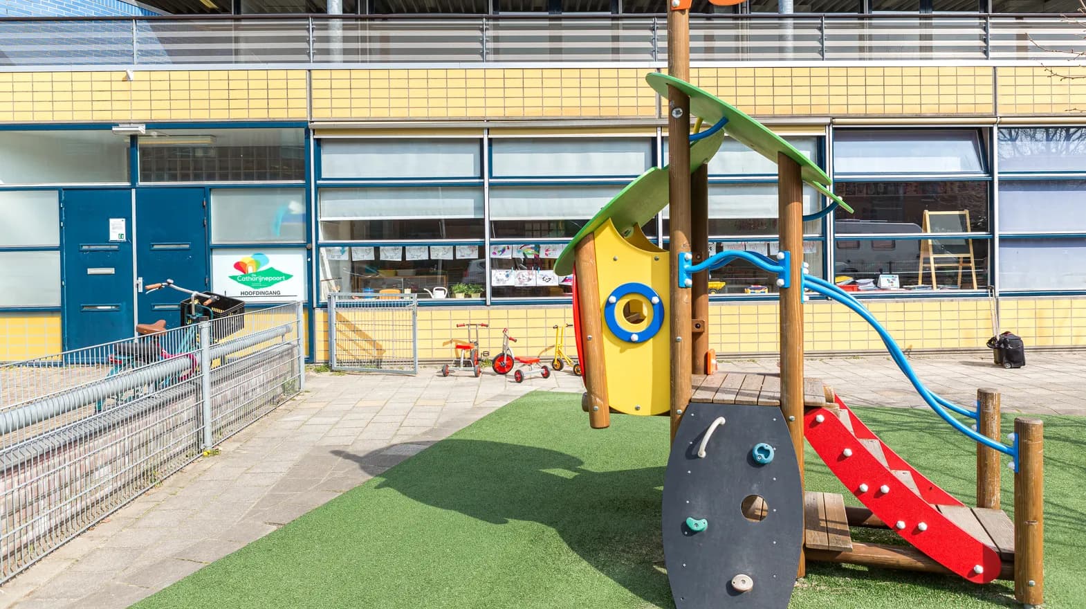 Buitenruimte bij peuteropvang Kleine Poort Utrecht van Kind&co ludens