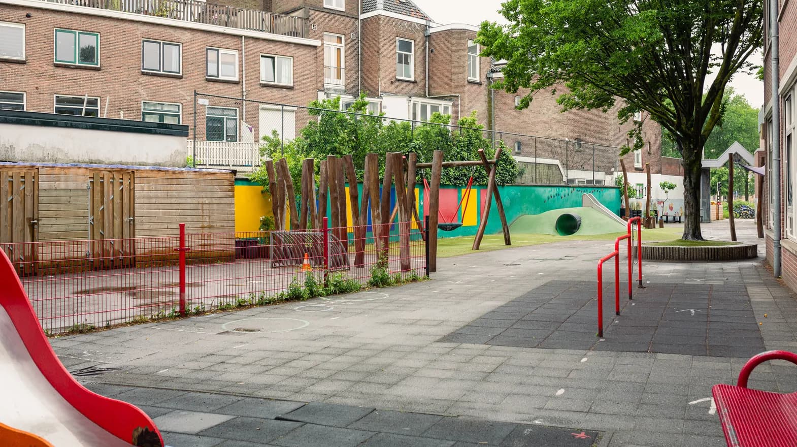 Buitenruimte bij Peuteropvang De Pijlstaart Utrecht van kinderopvang Kind&co ludens