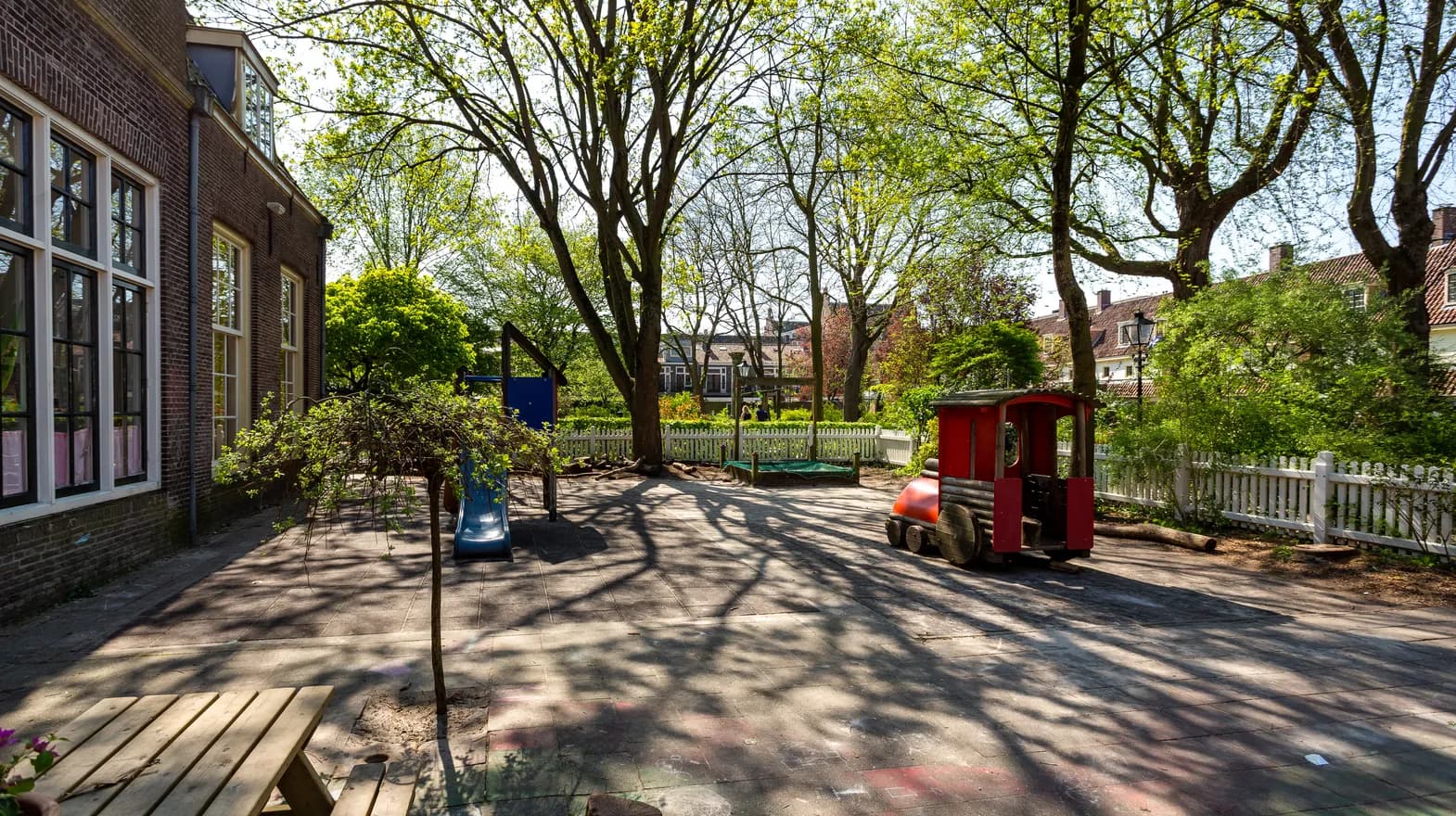 De buitenruimte van peuteropvang Marijntje, Kind&co ludens