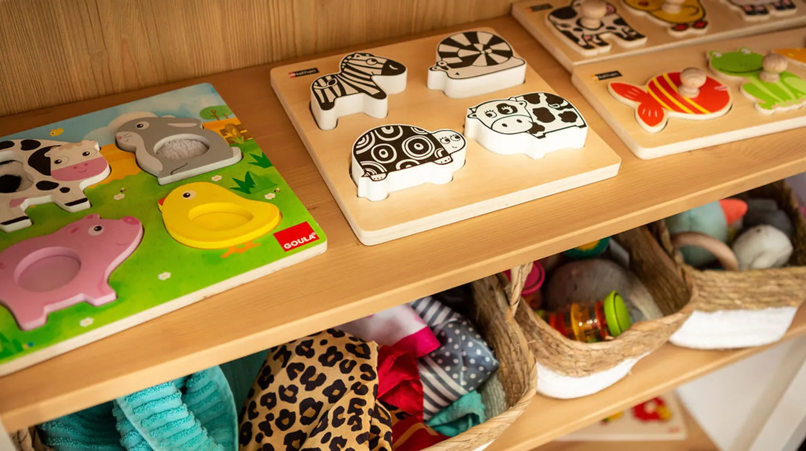 Legpuzzels en spelmateriaal bij kinderdagverblijf Aspelin, kinderopvang Kind&co ludens