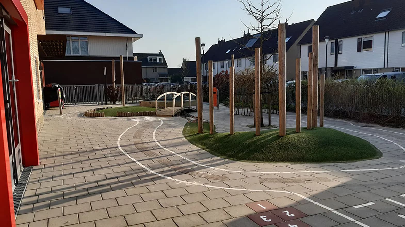 De buitenruimte van buitenschoolse opvang De Bik, Kind&co ludens