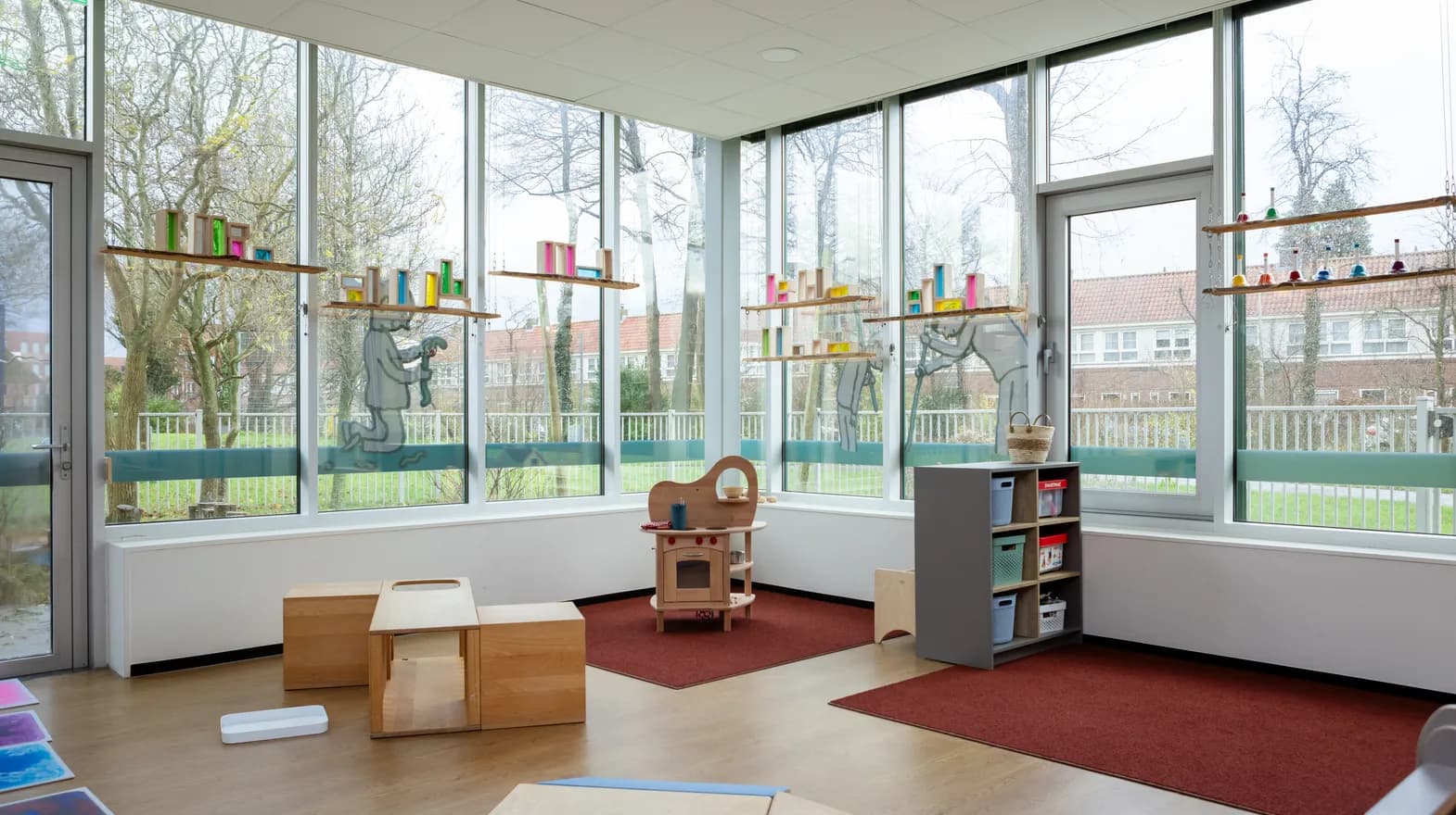 De groepsruimte van kinderdagverblijf Avontuur bij kinderopvang Kind&co ludens