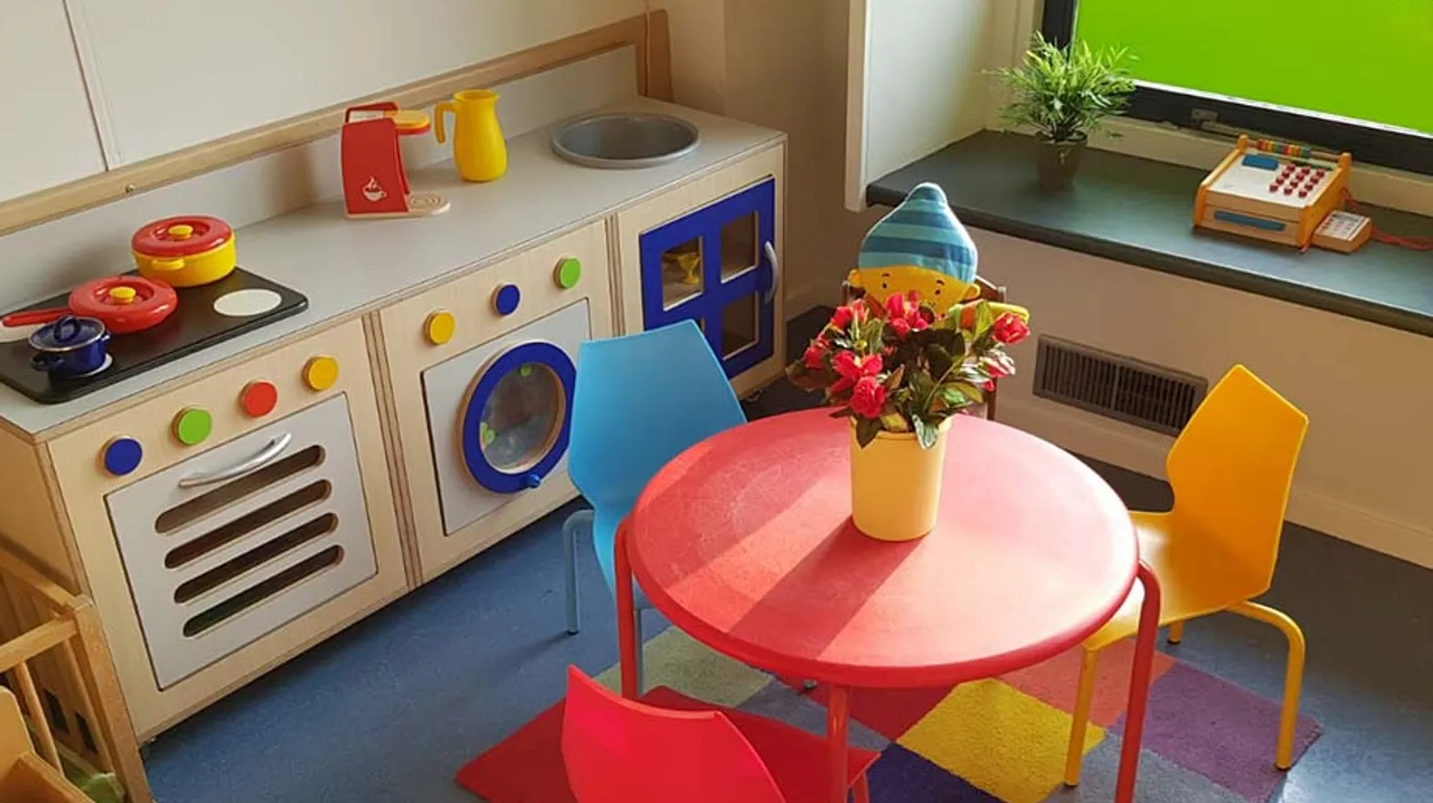 Speelhoek met keukentje bij Peuteropvang Houten Fontein van kinderopvang Kind&co ludens