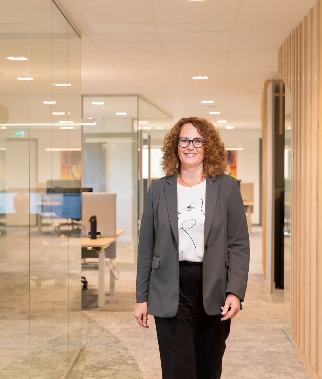 Portret van een collega op het servicekantoor van Kind&co ludens